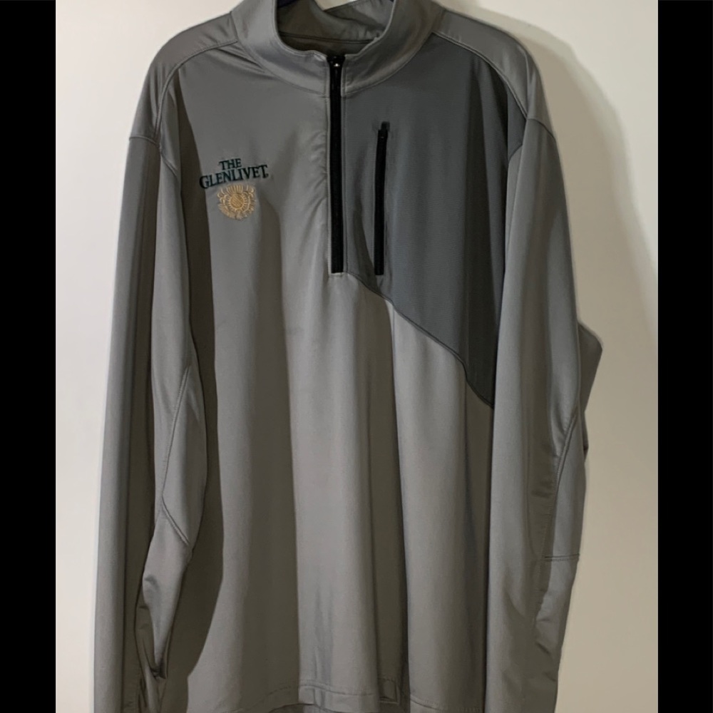 Lightweight grey workout jacket